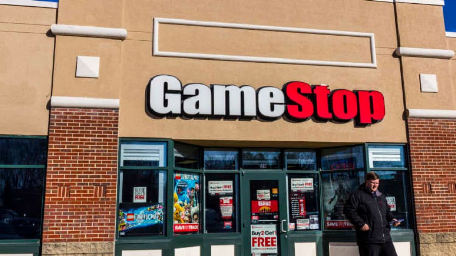 Além de não vender Bitcoin, GameStop usa criptomoeda como garantia